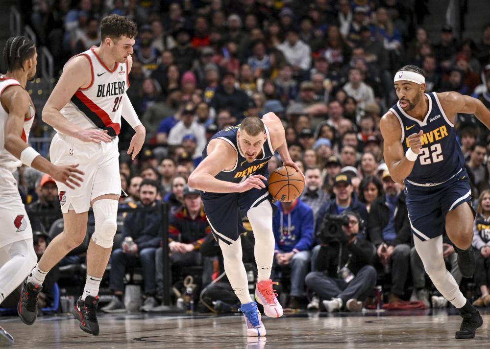 多次被选为 多次被选为