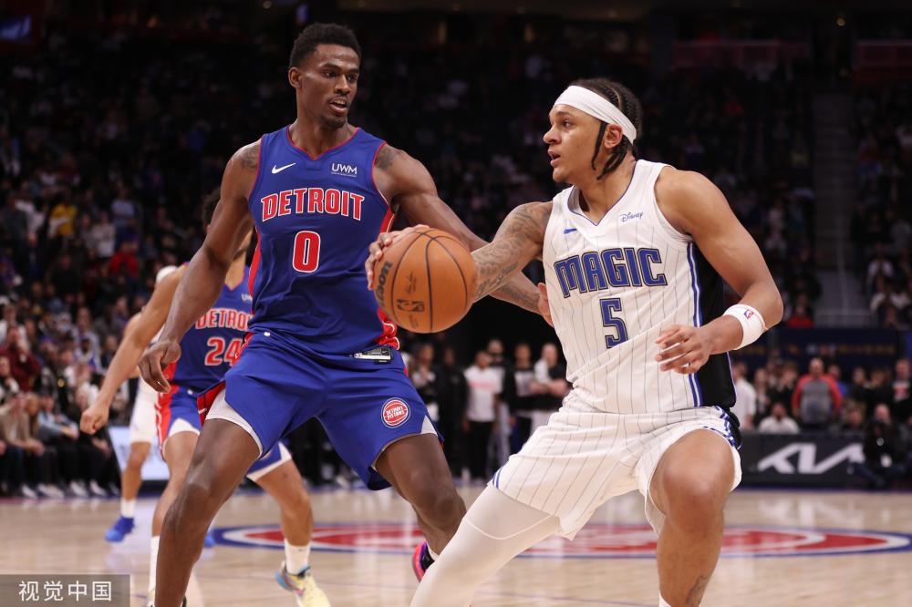 在乒乓球赛 在乒乓球赛