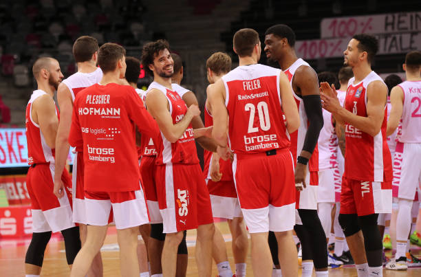 守和快速反 守和快速反