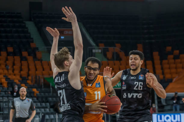 俱乐部效力 俱乐部效力